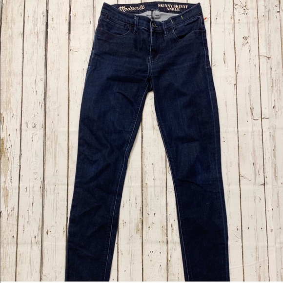 Madewell Skinny Skinny Ankle Jeans - Picture 2 of 5